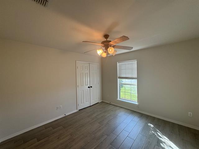Building Photo - 113 Shumard Dr