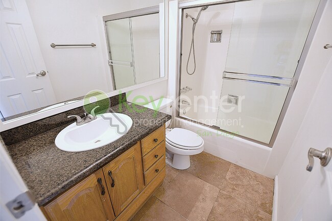 Building Photo - Pacific Beach Gem | Walking Distance to the Beach