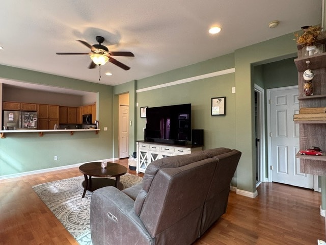 Building Photo - 1009 Desert Peach Ct