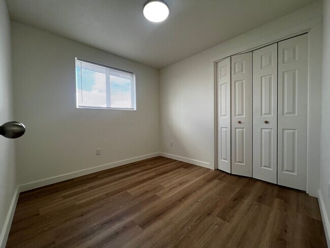 Bedroom 2 - 525 S White Cloud Dr