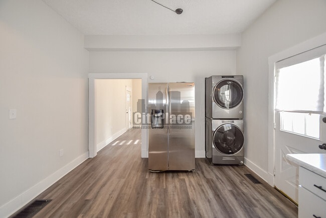 Building Photo - 778 Walnut St