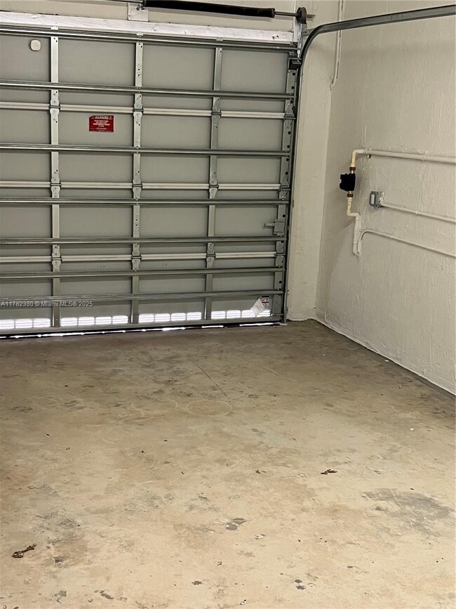 Building Photo - 2303 NW 131st Cir