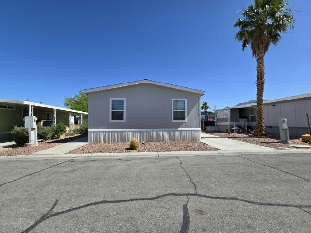 Building Photo - 6223 E Sahara Ave