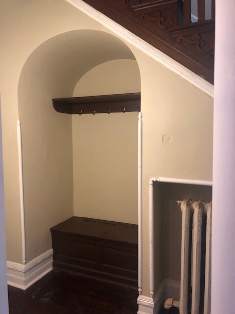 FRONT UNIT - 416 W Orange St