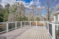 Building Photo - 172 Stewart Rd