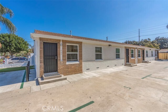 Building Photo - 501 N Eastwood Ave