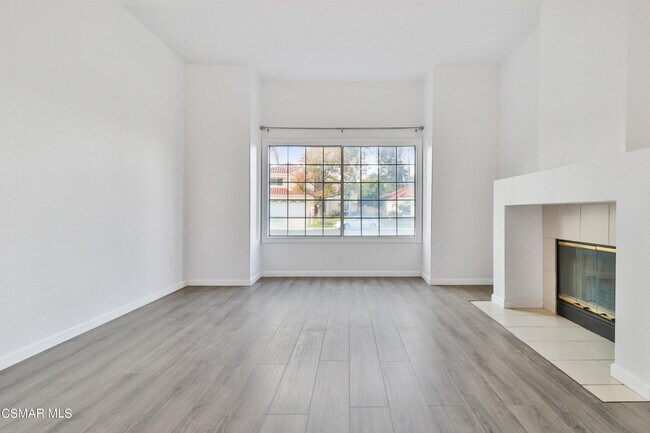Building Photo - 4590 Fern Valley Ct