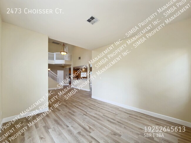 Building Photo - 2473 Choisser Ct