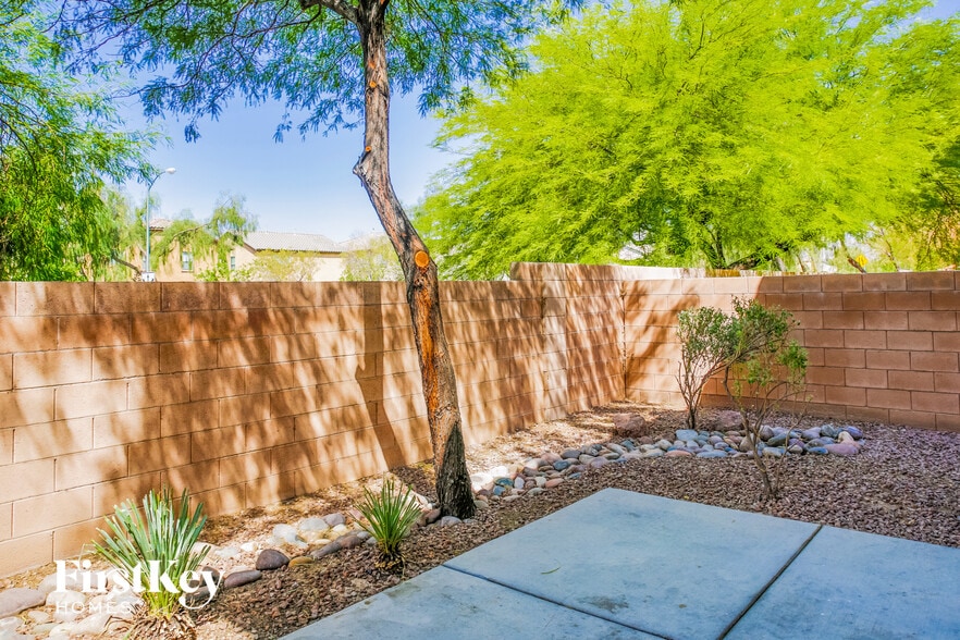 Building Photo - 6109 Casa Antiqua St