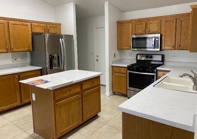 kitchen - 730 Altacrest Dr