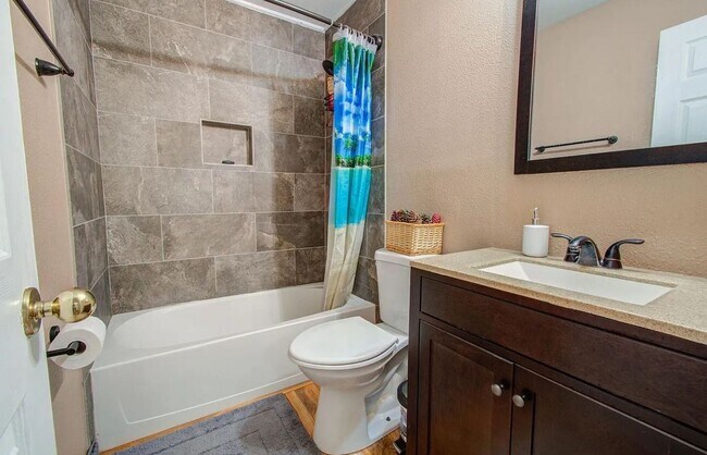 Building Photo - 18135 Flower Grove Ct
