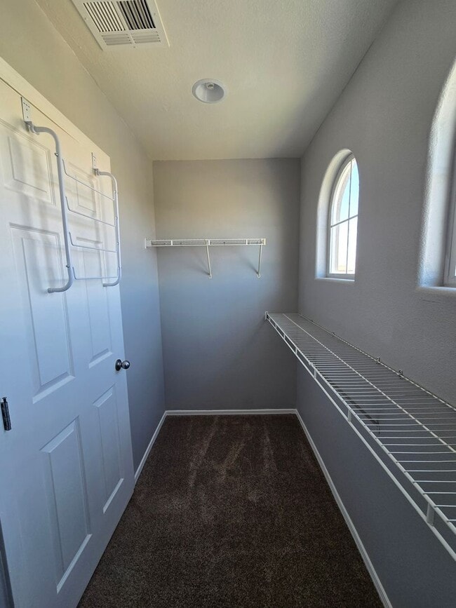 Building Photo - Fabulous 3-Bedroom, 3.5-Bathroom Home with...
