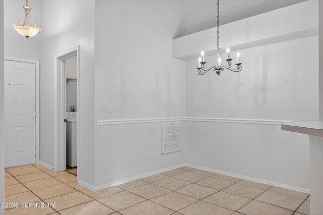 Building Photo - 13810 Sutton Park Dr N