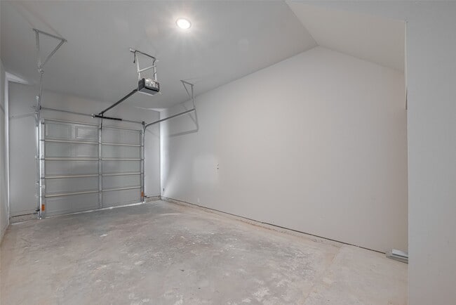 Building Photo - 2414 Sam Wilson St