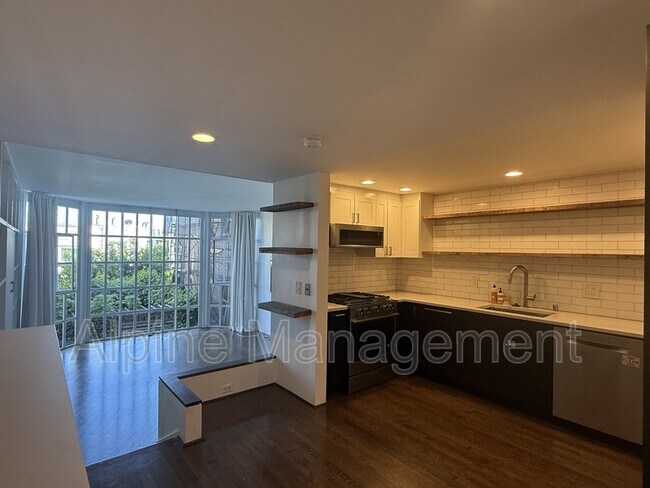 Building Photo - 1255 California St