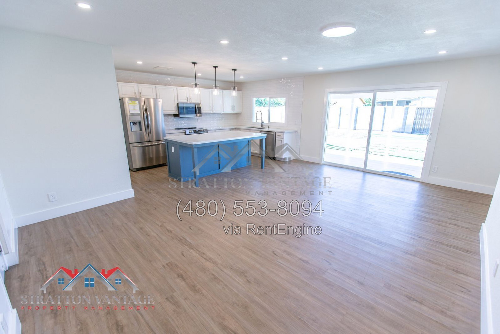 Building Photo - 433 W Santa Cruz Dr