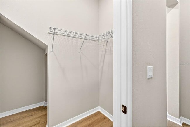 Building Photo - 33805 Astoria Cir