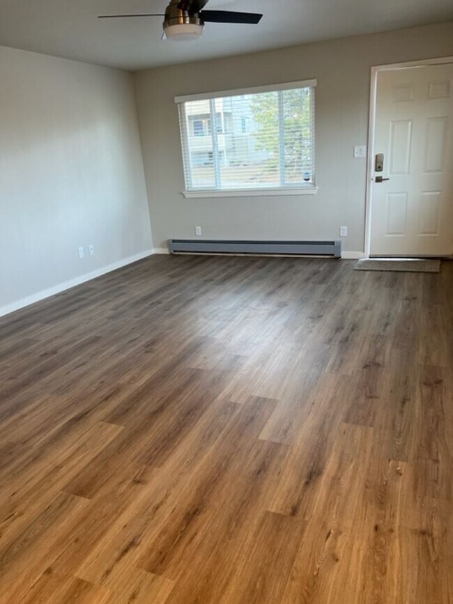 Building Photo - Park Place