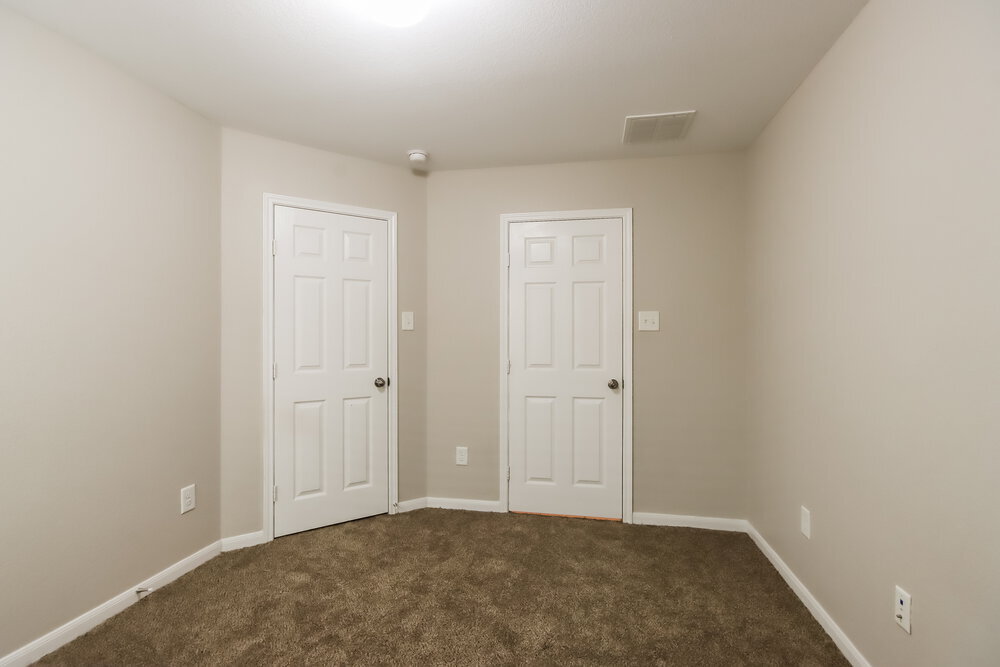 Building Photo - 21519 Kings Bend Dr
