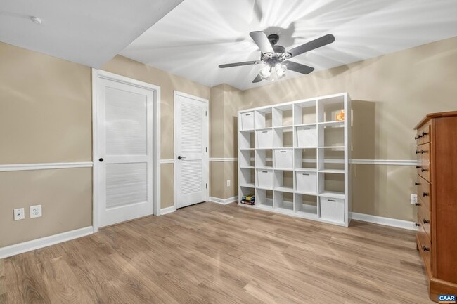 Building Photo - 137 Whispering Woods Pl