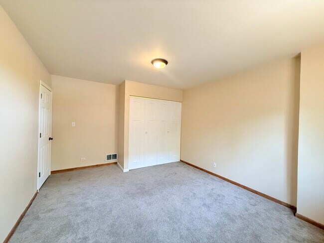Building Photo - 3192 Ketch Ct