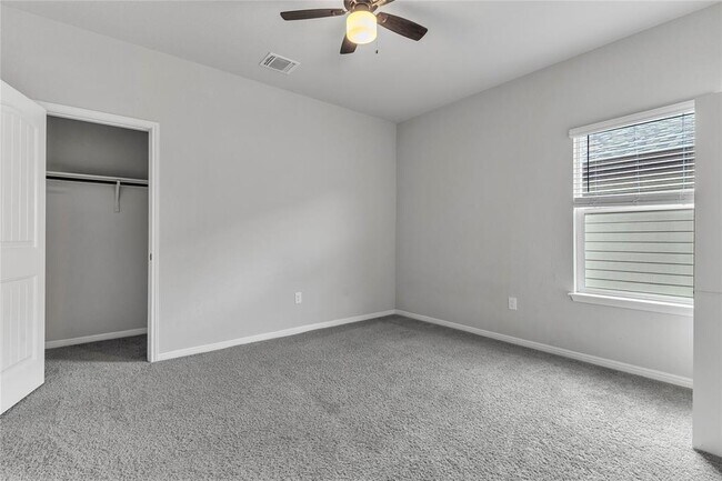Building Photo - 3311 Brywood Dr