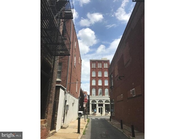 Building Photo - 52 N 2nd St