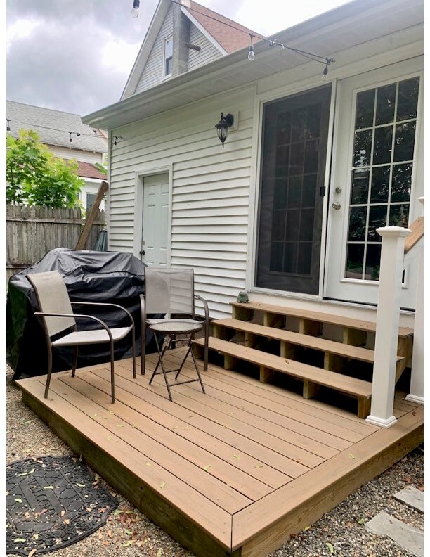 Building Photo - 111 Clinton St