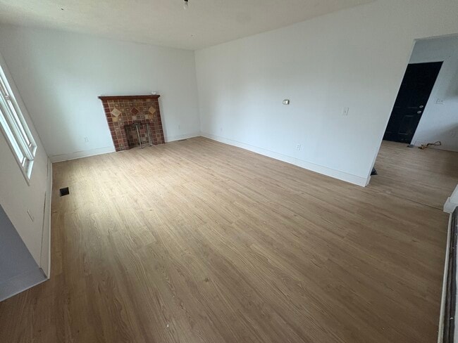 Building Photo - 1311 Ramsey St