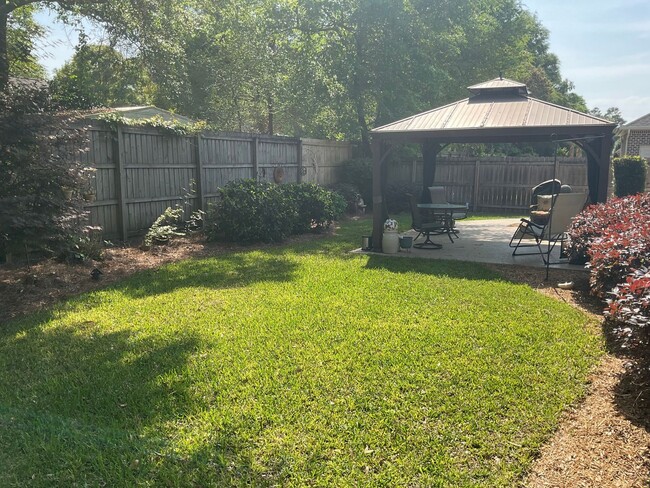 Building Photo - 4BR!! RARE opportunity to RENT at The Stab...