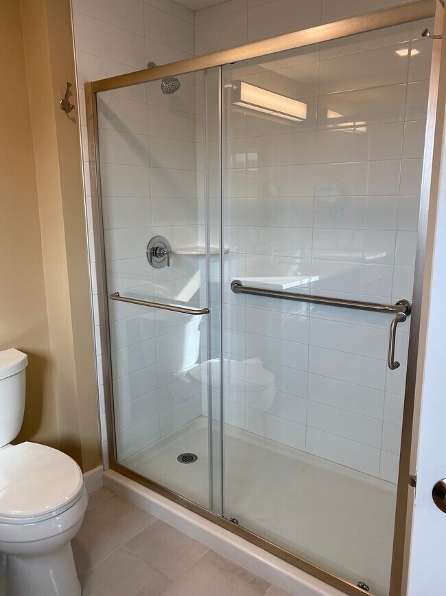 Lg walk-in shower in Master Bath - 69 Etna Rd