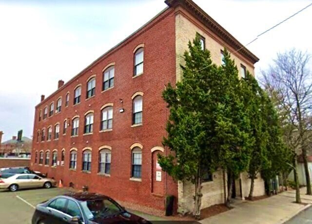 Building Photo - 50 Baldwin St