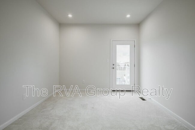 Building Photo - 14479 Hancock Towns Dr