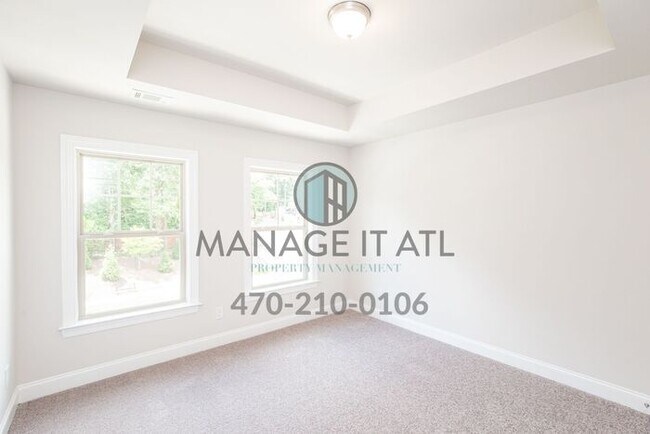Building Photo - Elegant 4 bedroom Townhome in Chamblee close to I-85