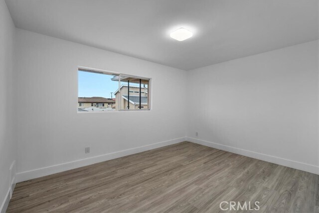 Building Photo - 853 W 23rd St