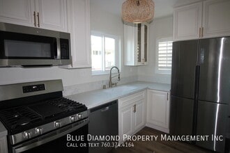 Building Photo - 1323 Locust St