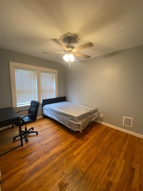 Building Photo - 2411 E Genesee St