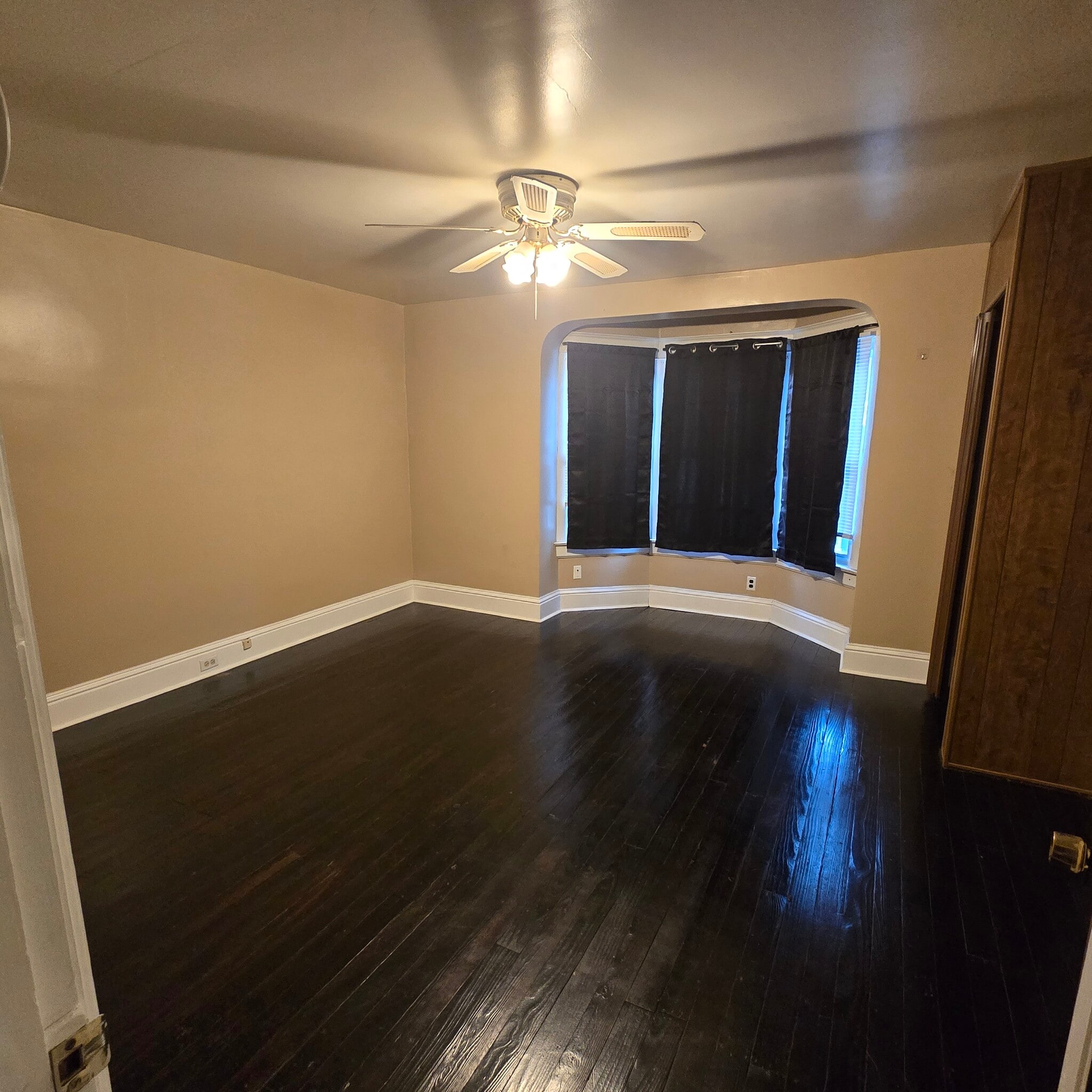 Building Photo - 814 Wayne Ave