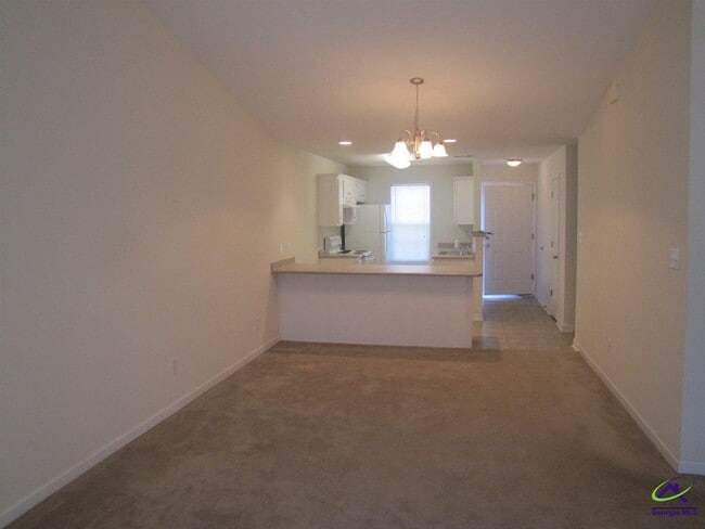 Building Photo - 105 Kingston Village Dr
