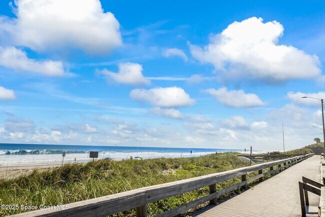 Building Photo - 2700 N Hwy A1A