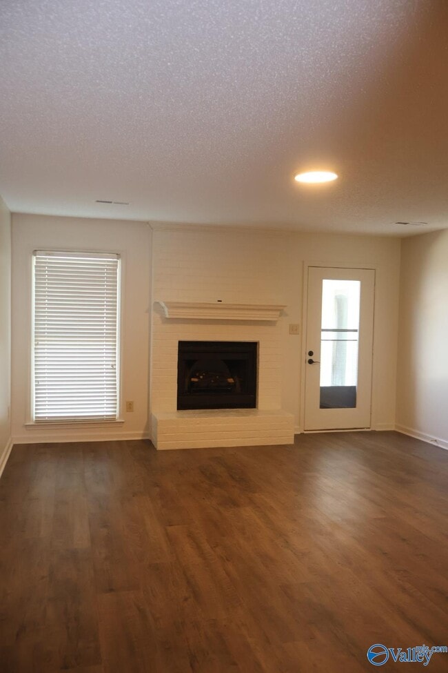Building Photo - 6864 Steeplechase Dr NW