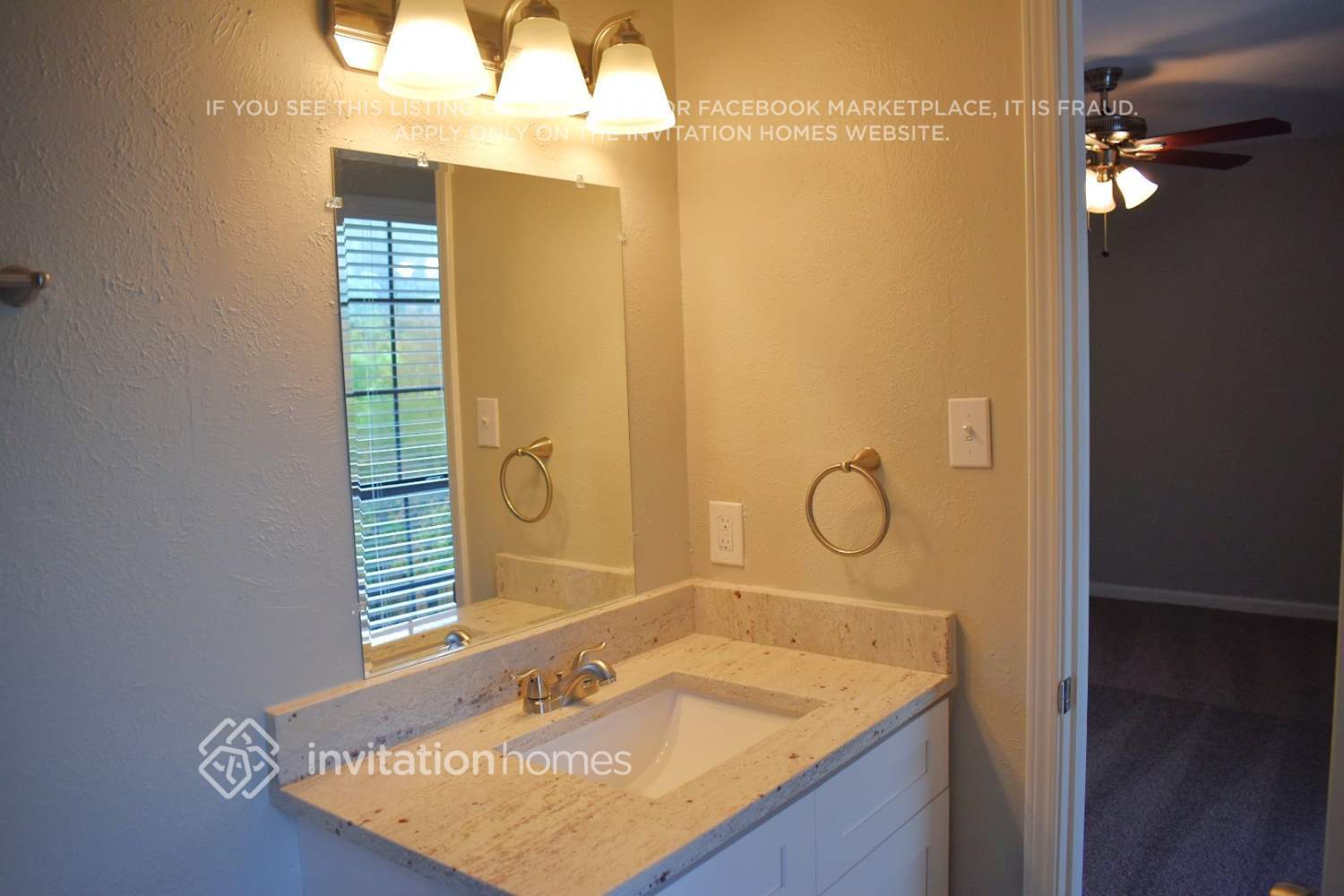 Building Photo - 3120 Woodlark Dr