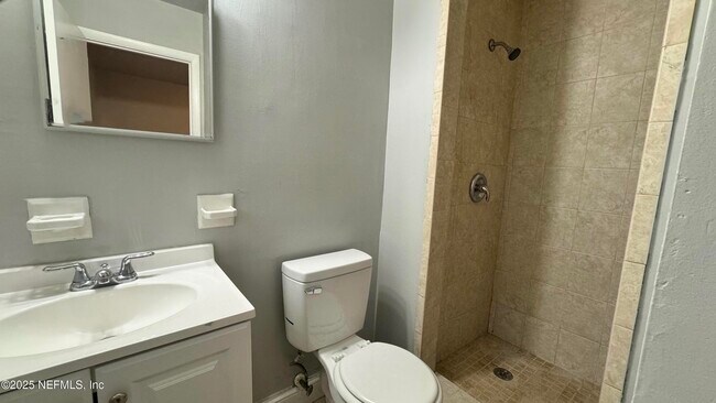 Building Photo - 804 La Marche Dr