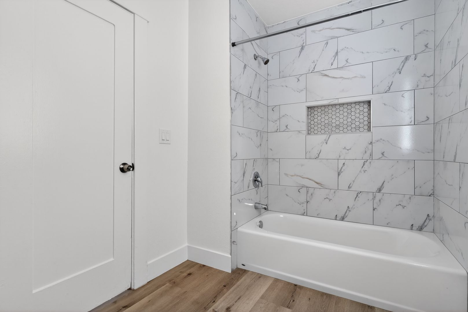 Building Photo - 525 Chestnut Ave