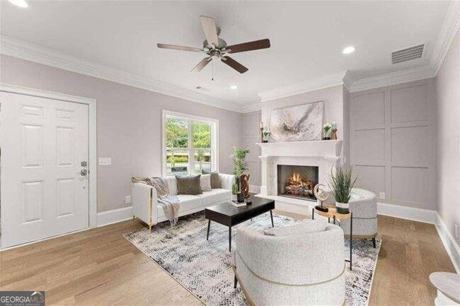 Building Photo - 502 Washington St NW