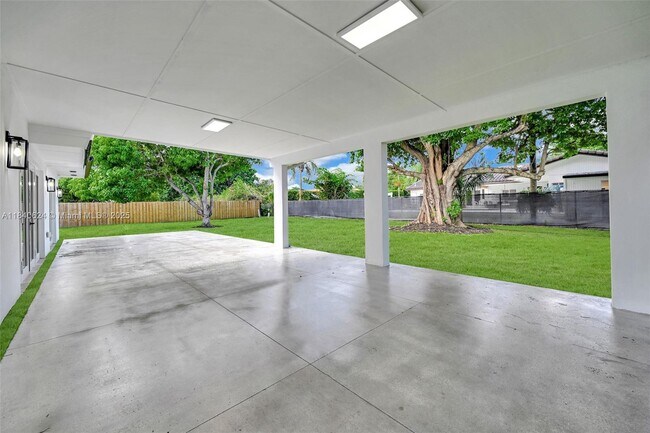 Building Photo - 8745 SW 175th St