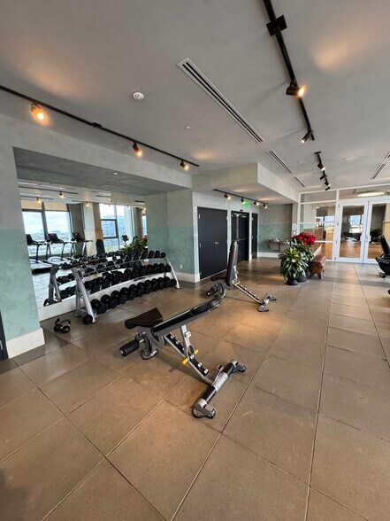 Building Photo - 70 NW 28th St