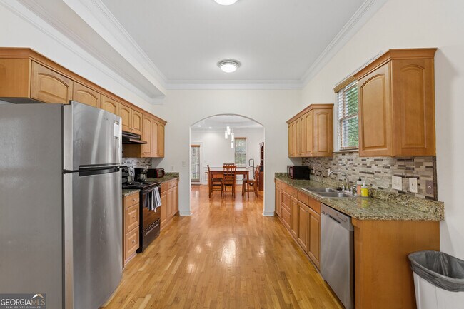 Building Photo - 649 Peeples St SW