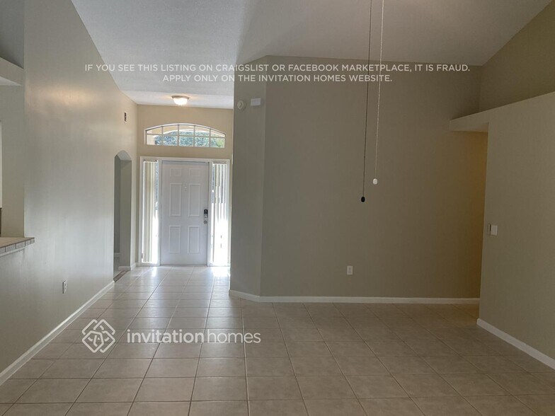 Building Photo - 6525 NW 54th Ct