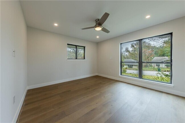 Building Photo - 5104 Woodmoor Dr